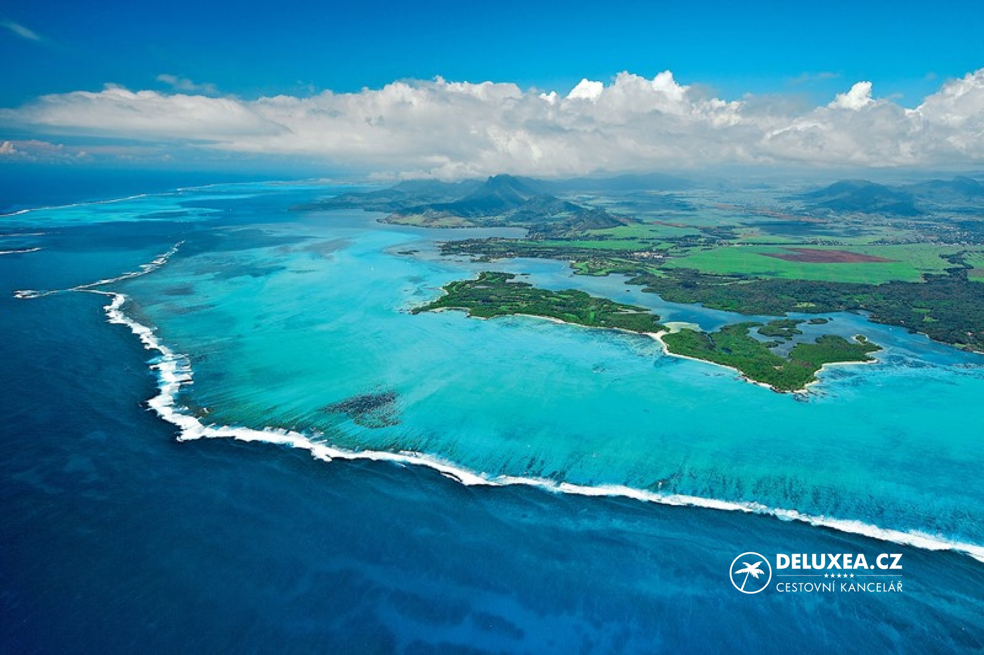 Индийский океан форма. Île aux Cerfs Маврикий. Леморн Брабант Маврикий. Мауритиус остров. Индийский океан Маврикий.
