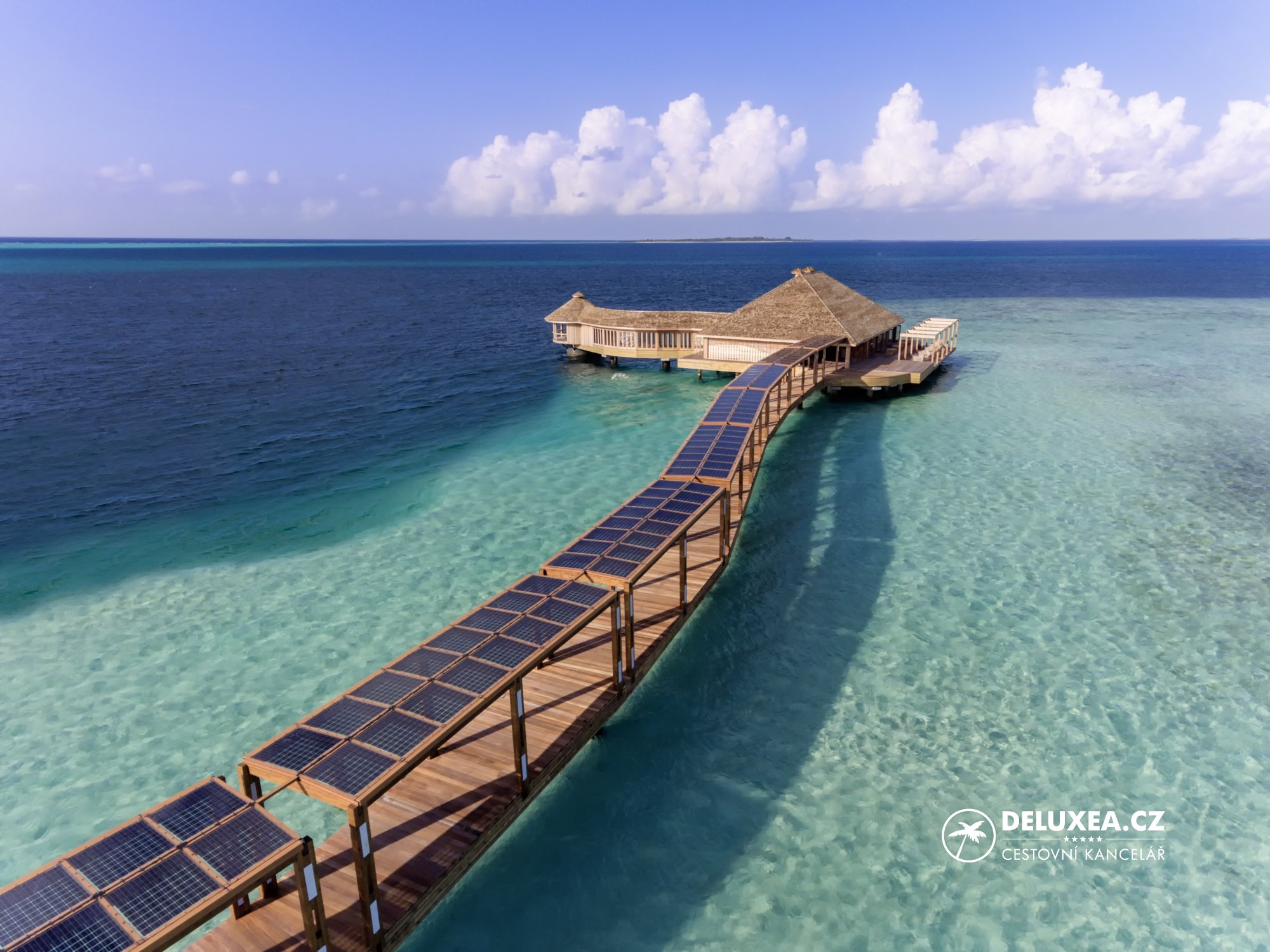 Sola luxury. Hurawalhi Мальдивы. Отель "Hurawalhi Island Resort ". Макунуду Исланд Мальдивы. Дангети Мальдивы.