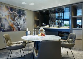 luxusni-plavby-hotel-scenic-eclipse-ii-019.jpg