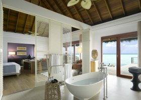 maledivy-hotel-dusit-thani-maldives-469.jpg