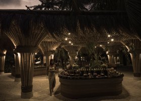 maledivy-hotel-vabbinfaru-067.jpg