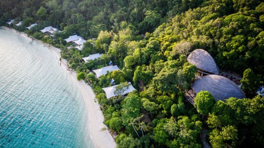 Bawah Reserve *****