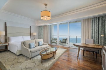 Deluxe Family Room Sea View