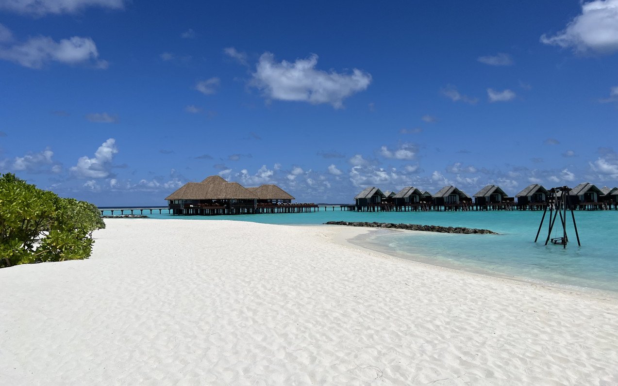 Maldivy v auguste 2023